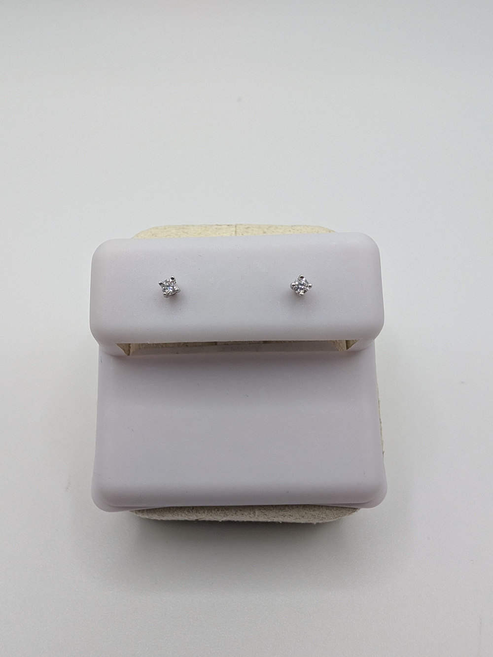 Classic White Diamond Stud Earrings - Minimalist Sparkle